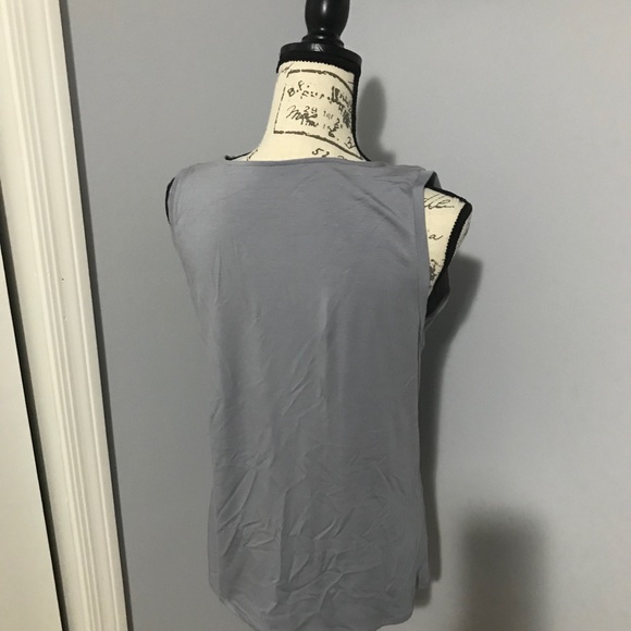 Beautiful Gray Ruffled top - Picture 2 of 2